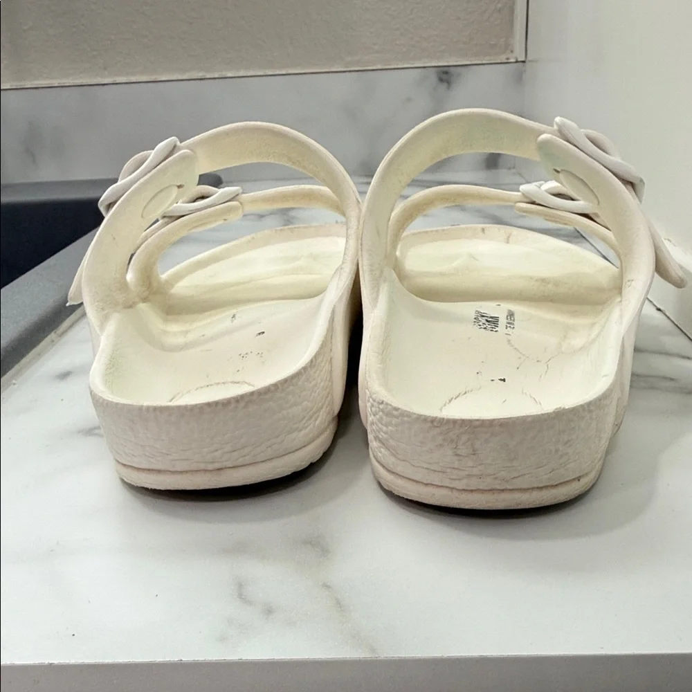 Birkenstock Arizona Essentials EVA in white Kids size 31